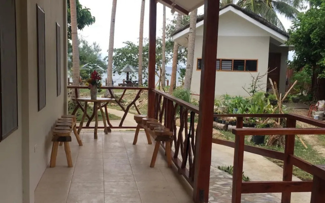 D's Ocean View Beach Resort