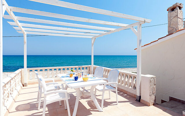 Villa Checa