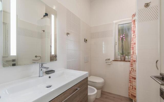 Apartment Complex Orzan Lovrecica