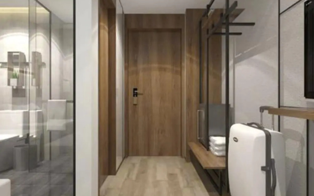Q-Box Hotel Shanghai Nanqiao