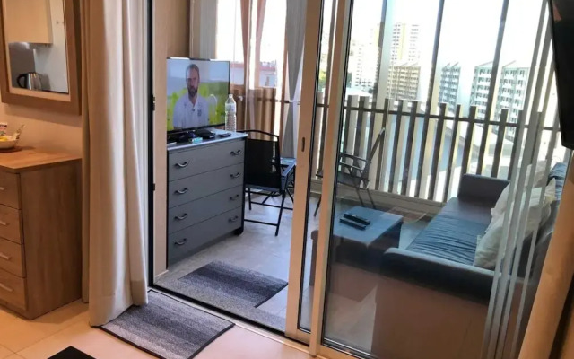 Westone Suite710-hosted by Sweetstay