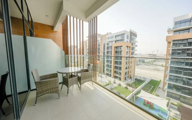 Yogi -  Azizi Riviera 18