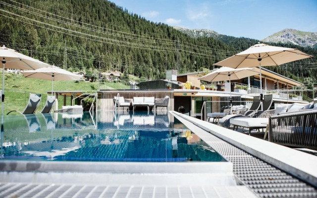 Hotel Arlmont