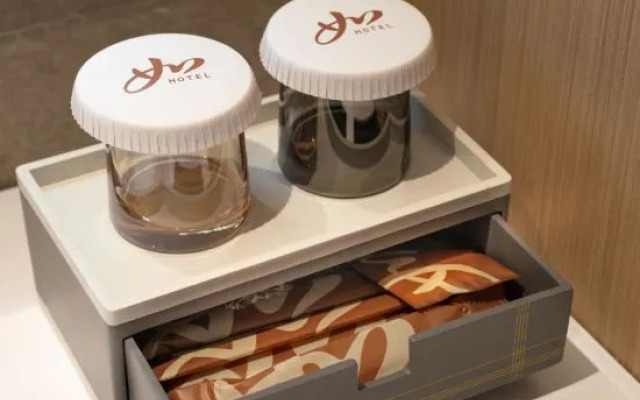 Homeinn Plus Hotel (Kuytun Railway Station)