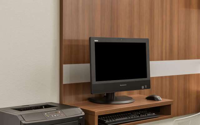 Microtel Inn & Suites By Wyndham Altoona