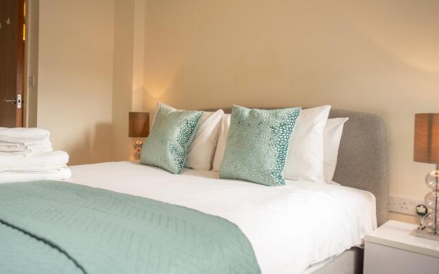 Comfy One Bedroom Apartment in City of London
