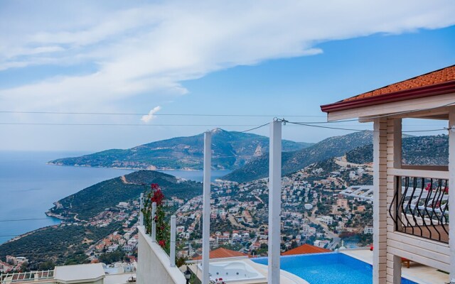 Lucida Villas - Kalkan Hills - 1,2,5 Bedroom Villas