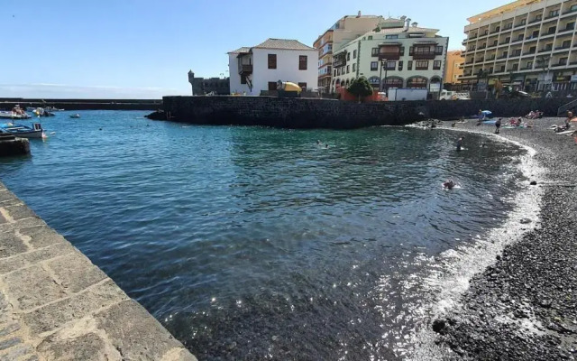 Puerto San Telmo Beach