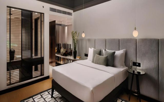 The Raintree, St. Mary's Road