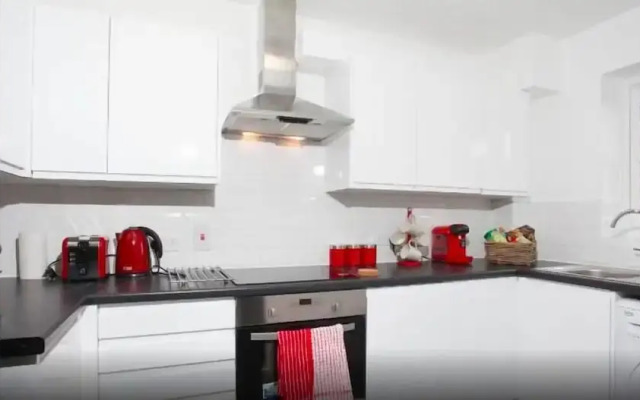 Northwick Park Apartment