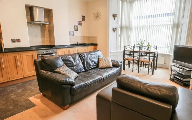 Flat 4