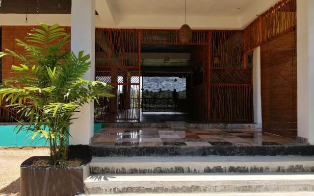 MacNara Traveller's Inn