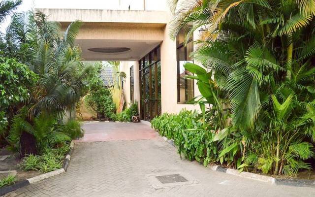 The Grand Villa Hotel