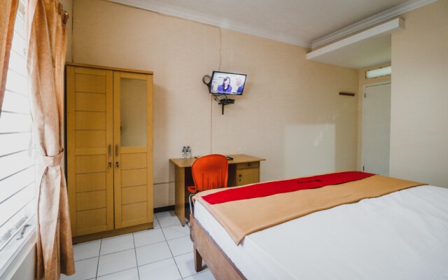 RedDoorz @ Jalan Gatot Subroto Jakarta