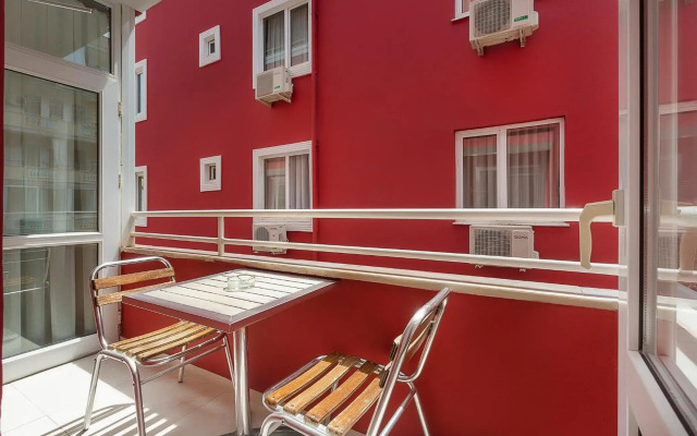 Twin Apart Hotel