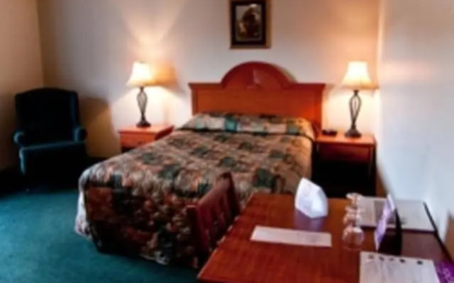 Fisherman's Landing Inn