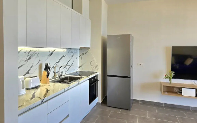 Hill Apartment With Sea View in Durres