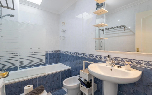 Modern Family Town House