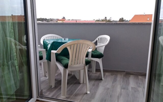 Cozy Apartment Nikky in the Center