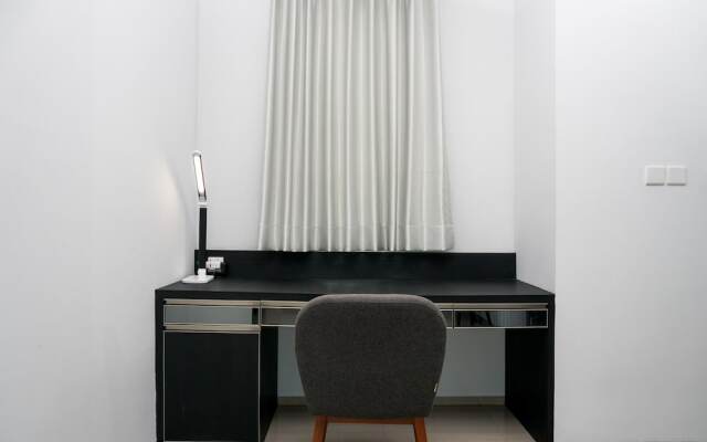Modern 2BR Apartment at Citra Lake Suites