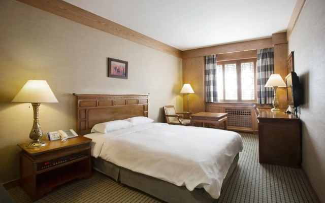 Commodore Hotel Busan