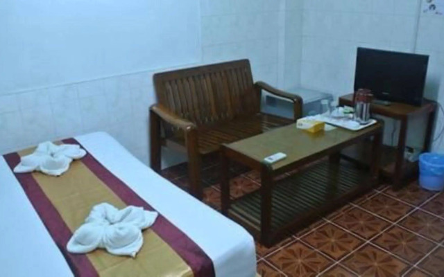 Silver Moon Hotel