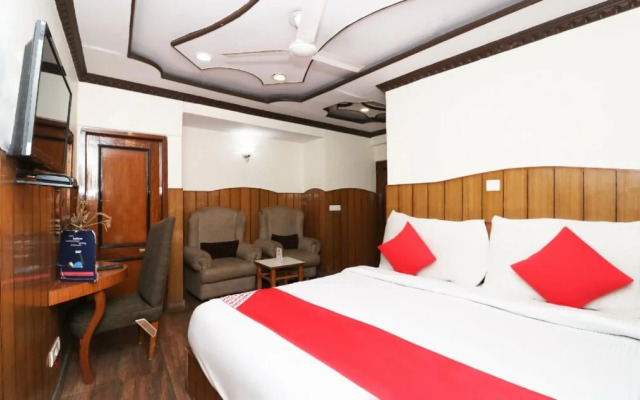 OYO 1045 Hotel Ashirward