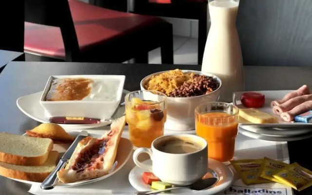 Brit Hotel Saint-Quentin