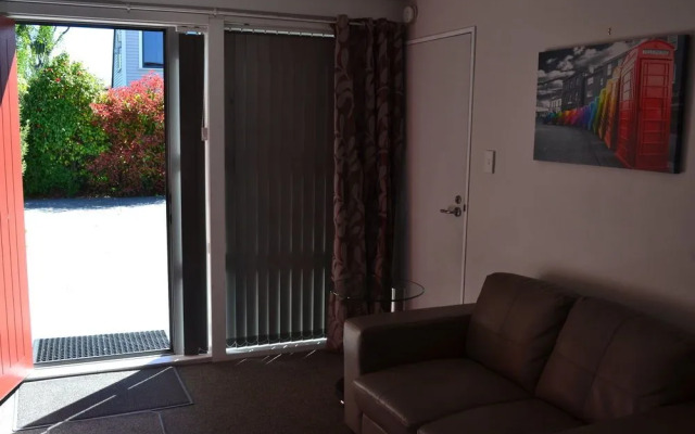 McWilliam Apartments