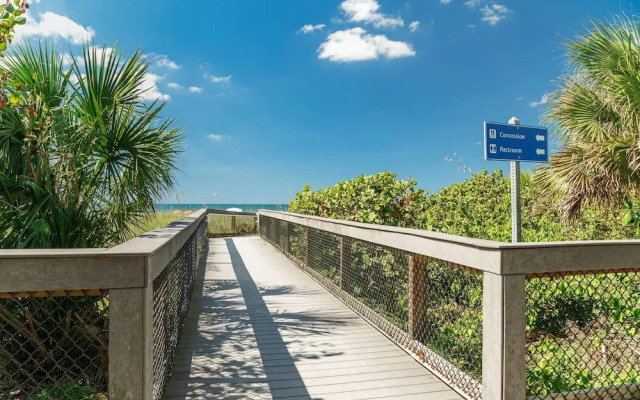 Nokomis Home Close to Beach