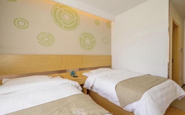 GreenTree Inn Shenyang Shenhe District Shenyang North Train Station Express Hotel