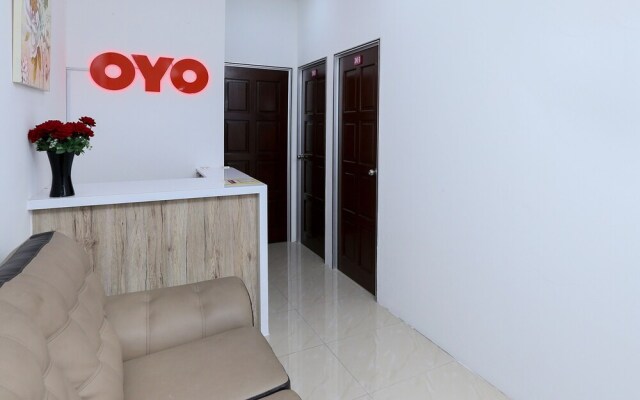 Roselyn Inn by OYO Rooms