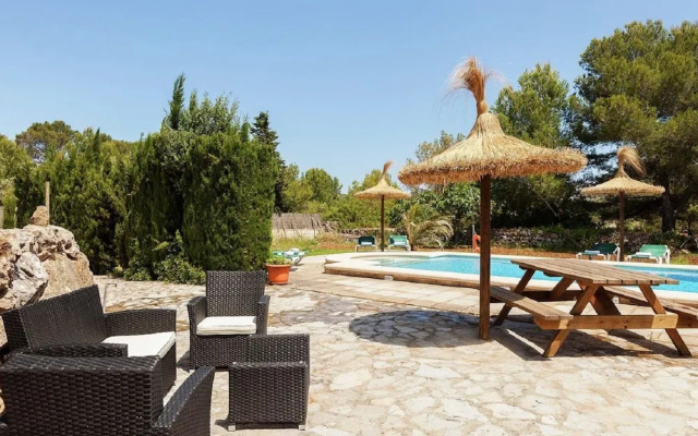 Belvilla by OYO Almadrava