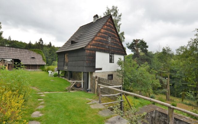 Holiday Home in Nejdek in West-bohemia With Garden