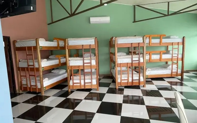 Hotel Mi Linda Tierra