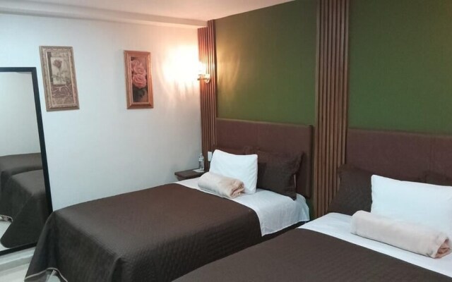 Royal Madero Inn Express