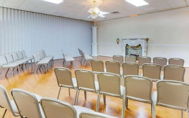 OYO Hotel Baton Rouge - Mead Rd Louisiana