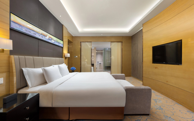 Crowne Plaza Shanghai Noah Square by IHG