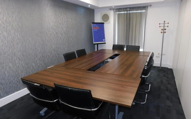 Holiday Inn Express Nuneaton by IHG