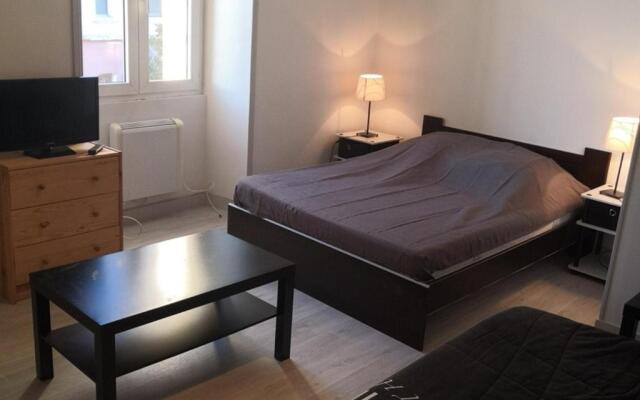 Appartement La Roche-Posay, 1 pièce, 4 personnes - FR-1-541-36