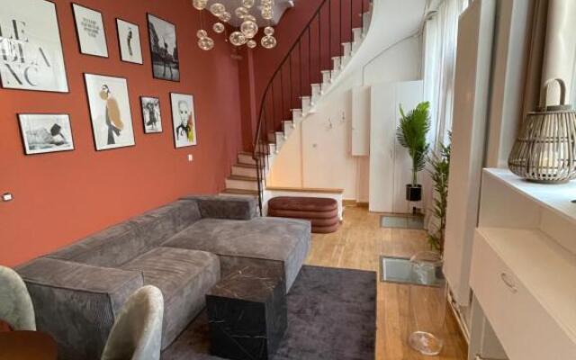 Canal Saint Martin Apartments