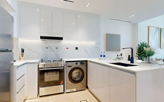 JVC - Binghatti Corner 1305