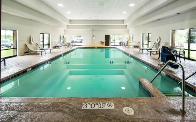 Crowne Plaza - Milwaukee South