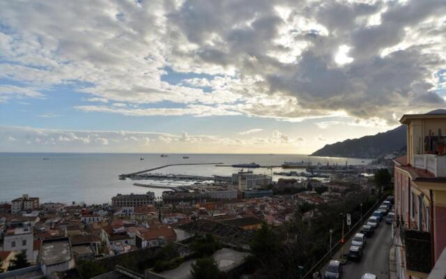 Sara S Seaview Apartment