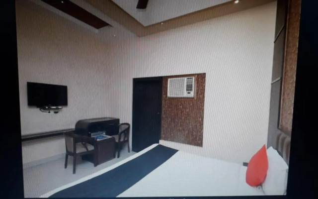Capital O 2354 Hotel Utsav Inn