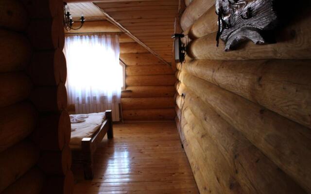 Hotel Berloga-Sinevir