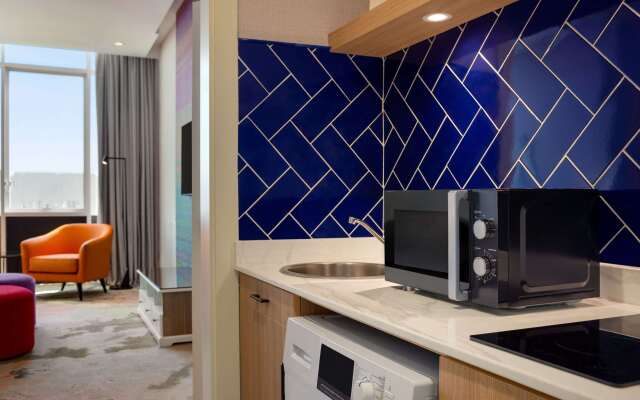 Отель La Quinta by Wyndham Abu Dhabi Al Wahda