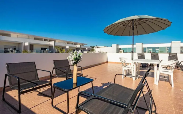 Seaside Charm in Gale - 2 Bedroom W/big Terrace