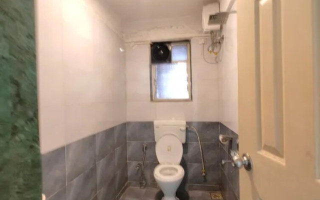 Fabhotel Vardhan Plaza