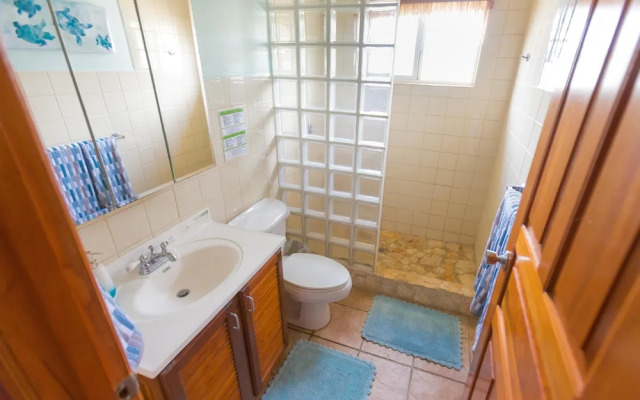 West Bay Mall Condo 10